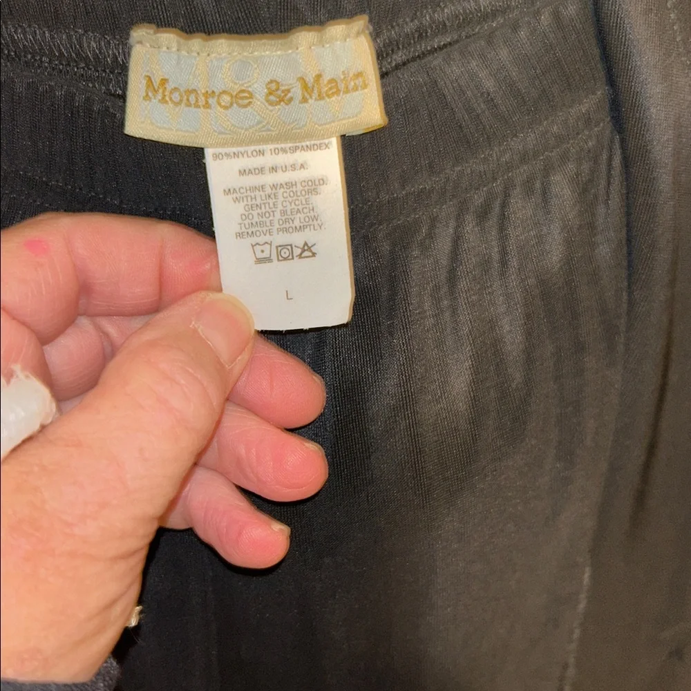 HP🎊🎊Elegant Black Button-Down Duster and Pant set - Picture 5 of 8